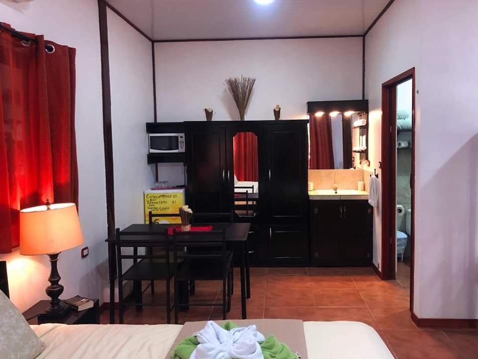 Hotel Casa Vito Beachfront Puerto Viejo de Talamanca Zewnętrze zdjęcie